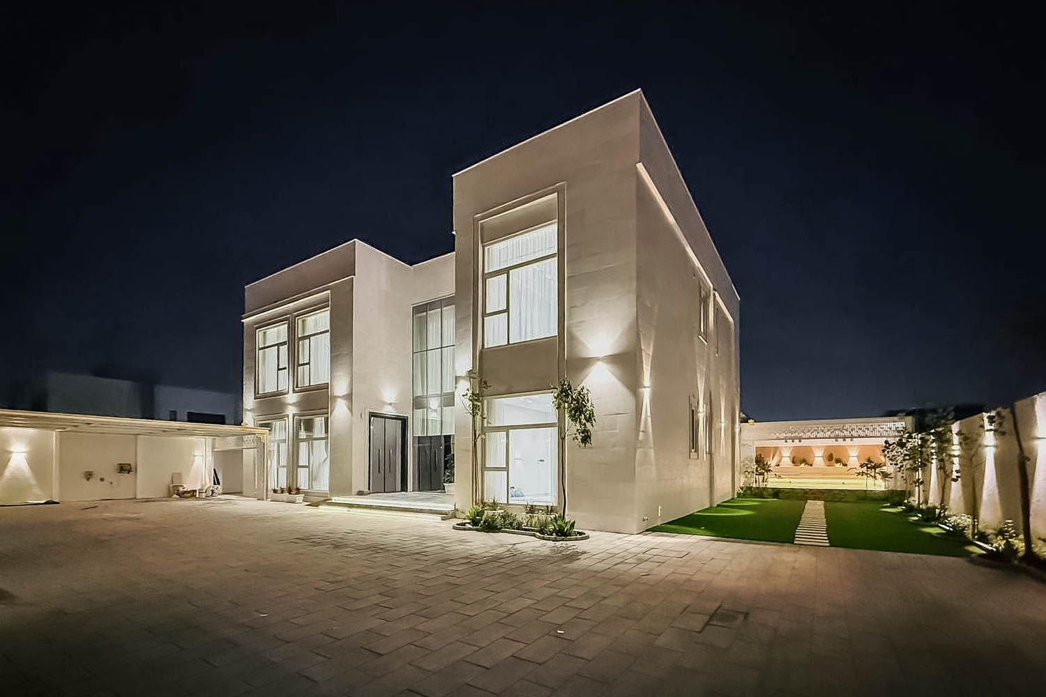 7 Bedrooms Villa in Nad Al Sheba Gardens 1