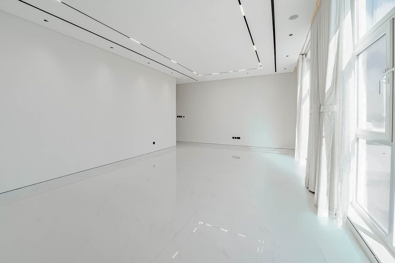 7 Bedrooms Villa in Nad Al Sheba Gardens 1