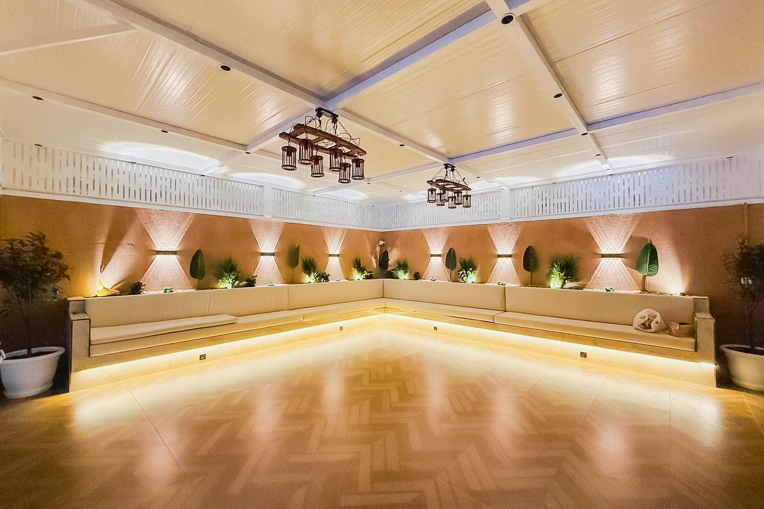 7 Bedrooms Villa in Nad Al Sheba Gardens 1