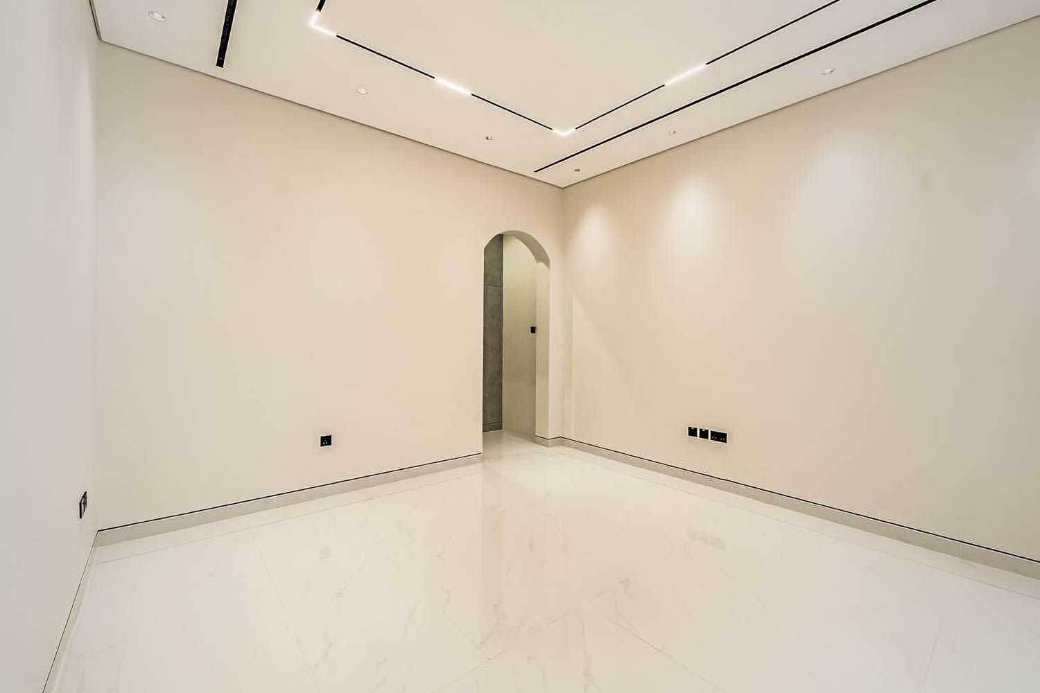 7 Bedrooms Villa in Nad Al Sheba Gardens 1