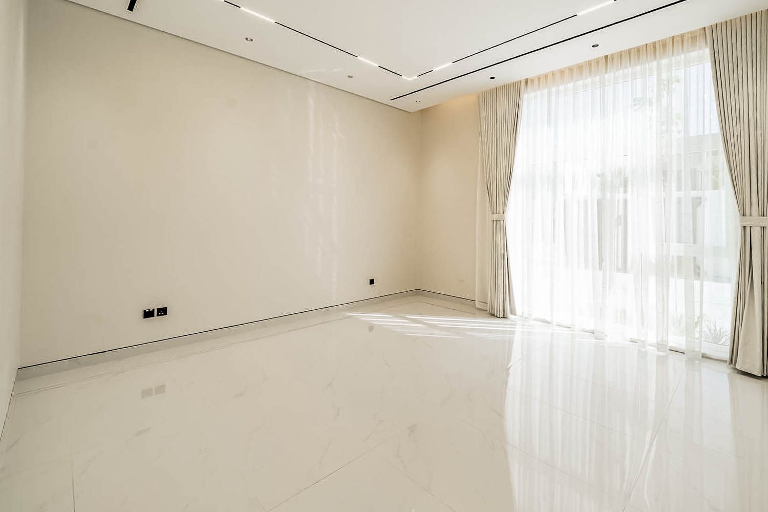 7 Bedrooms Villa in Nad Al Sheba Gardens 1