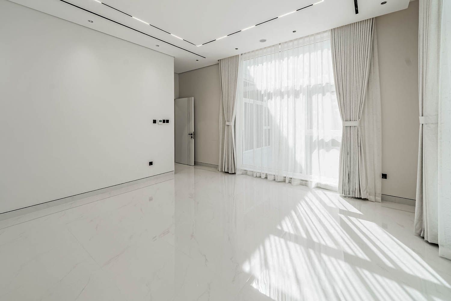 7 Bedrooms Villa in Nad Al Sheba Gardens 1