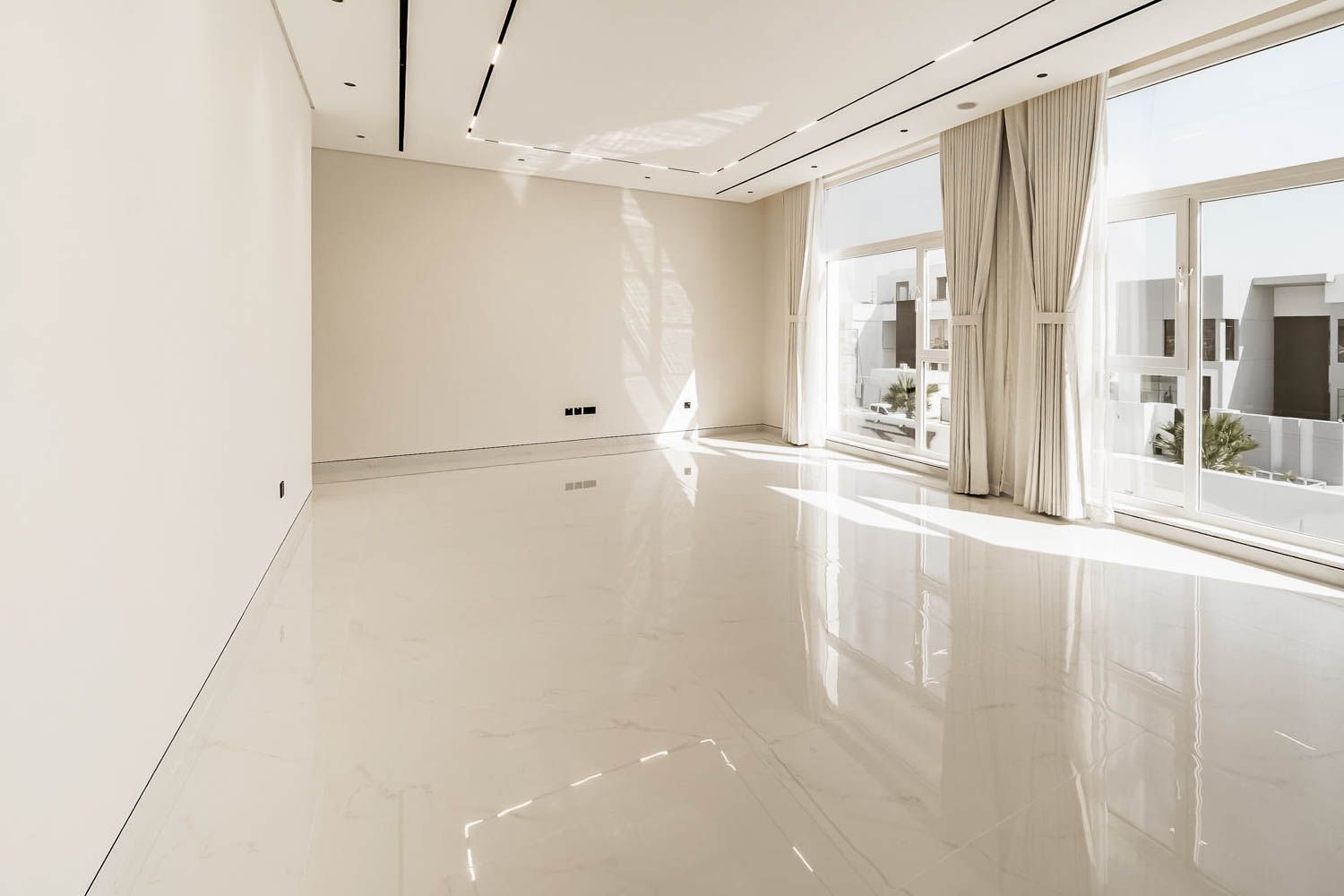 7 Bedrooms Villa in Nad Al Sheba Gardens 1