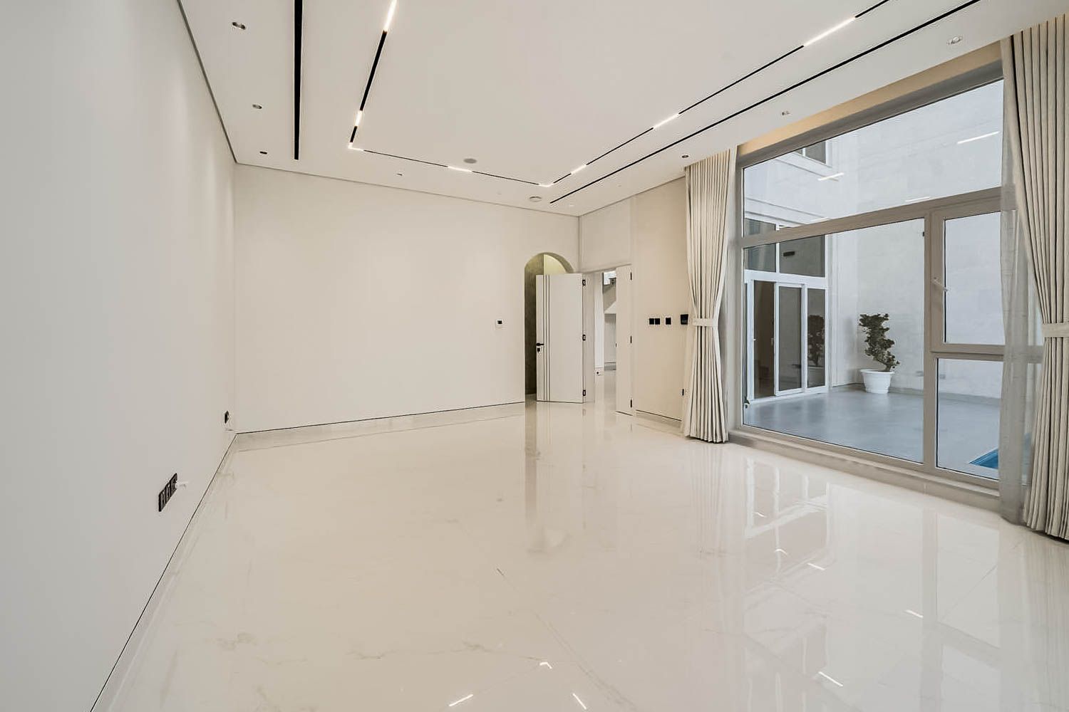 7 Bedrooms Villa in Nad Al Sheba Gardens 1