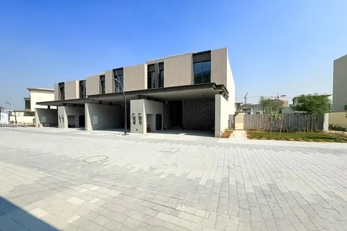 3 Bedrooms Townhouse in Nad Al Sheba Gardens - Phase 2
