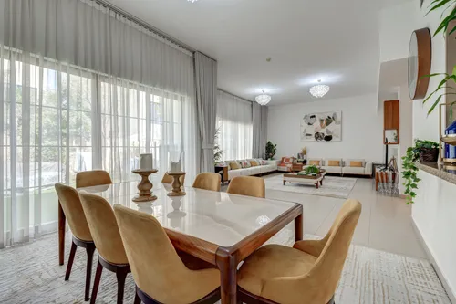4 Bedrooms Villa in Nad Al Sheba Villas