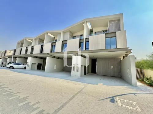 Ground + 2 | Single Row | Phase 2 | Handover