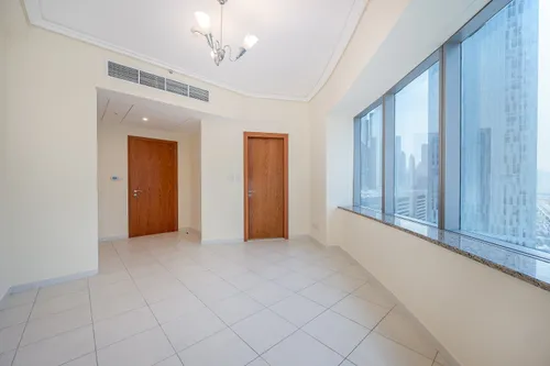 2 Bedrooms Apartment in 21st Century Tower