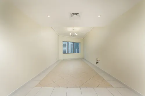 2 Bedrooms Apartment in 21st Century Tower