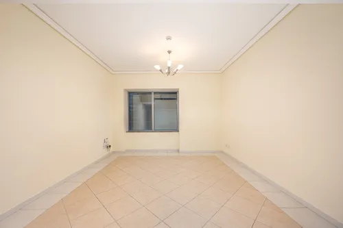 3 Bedrooms Apartment in 21st Century Tower