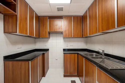 3 Bedrooms Apartment in 21st Century Tower