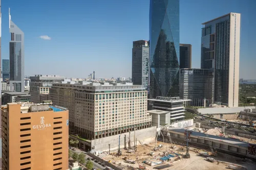 3 Bedrooms Apartment in 21st Century Tower