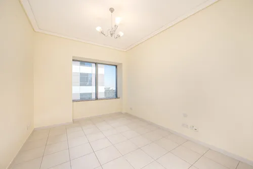 3 Bedrooms Apartment in 21st Century Tower