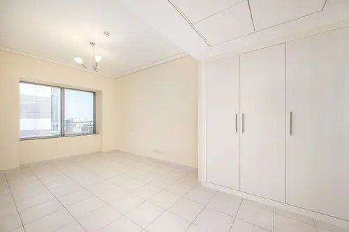 3 Bedrooms Apartment in 21st Century Tower