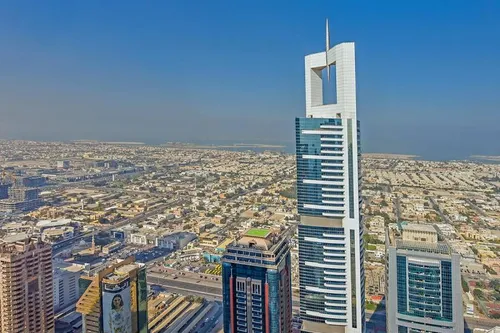 3 Bedrooms Apartment in 21st Century Tower