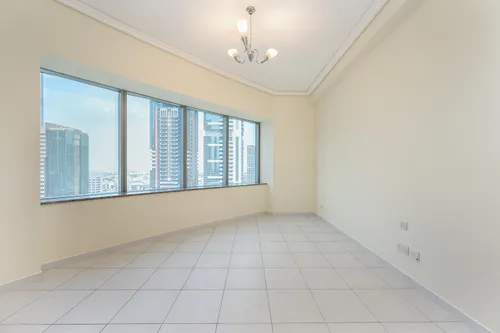 2 Bedrooms Apartment in 21st Century Tower