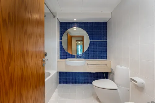 2 Bedrooms Apartment in 21st Century Tower