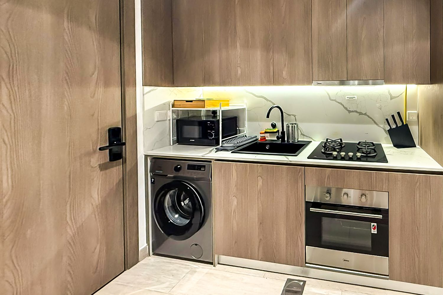 Studio Apartment in Laya Heights