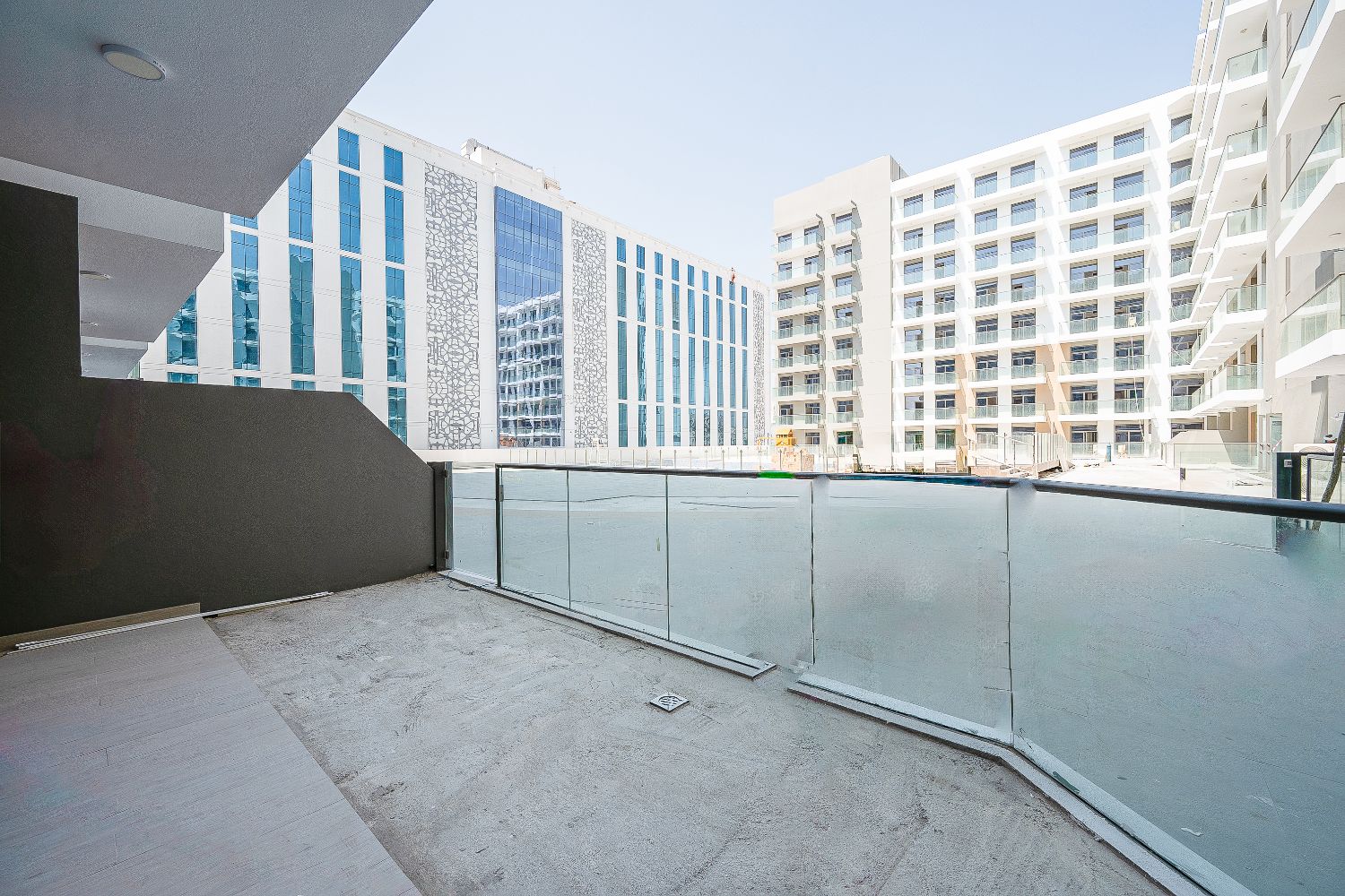 1 Bedroom Apartment in Laya Heights