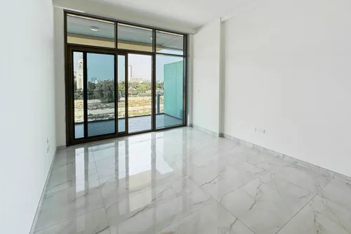  Apartment in Azizi Vista