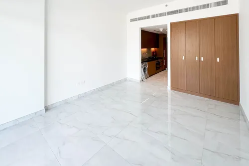  Apartment in Azizi Vista