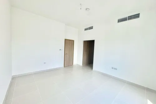 4 Bedrooms Townhouse in Amaranta 1