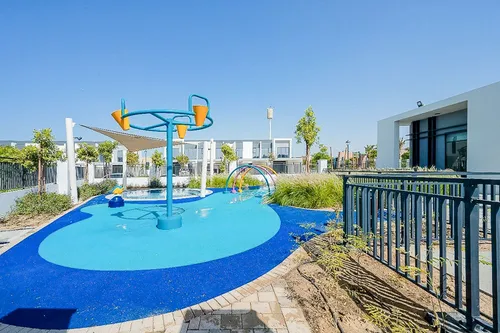 3 Bedrooms Townhouse in Amaranta 1