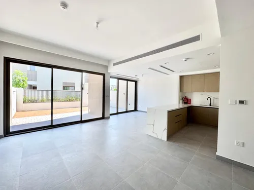 3 Bedrooms Townhouse in La Violeta 2