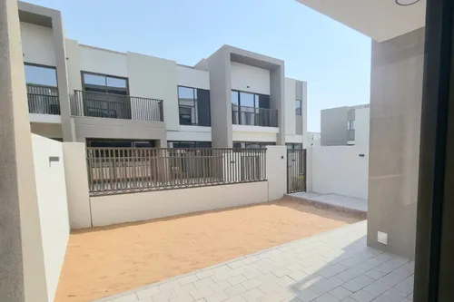 3 Bedrooms Townhouse in La Violeta 2