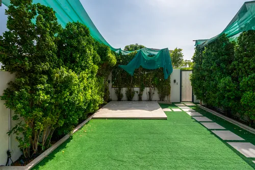 3 Bedrooms Townhouse in La Rosa 4