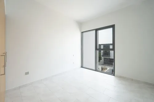 3 Bedrooms Townhouse in La Rosa 6