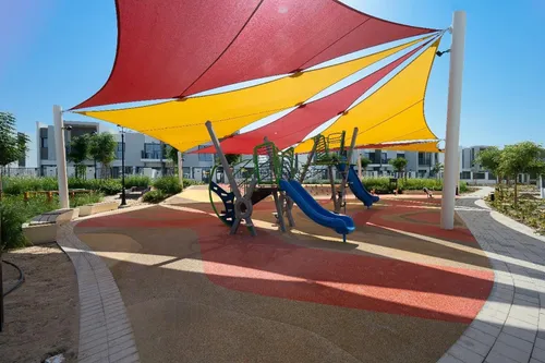 3 Bedrooms Townhouse in La Rosa 6