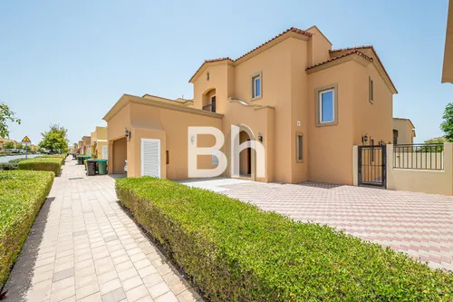 Big Garden | Great location | Vacant | Unfurnished