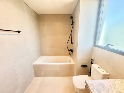 4 Bedrooms Townhouse in La Violeta 2