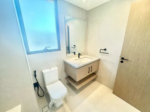 4 Bedrooms Townhouse in La Violeta 2