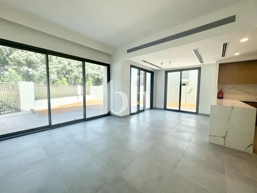 Corner Unit | Close To Pool | Modern | Brand New