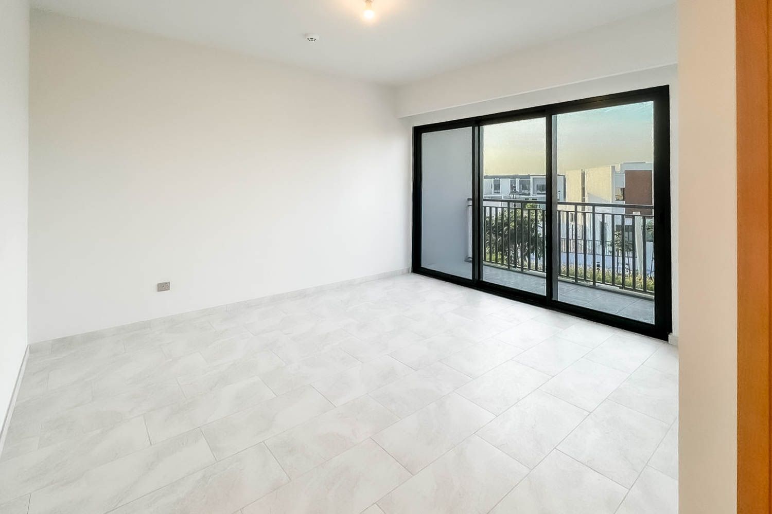 4 Bedrooms Villa in La Rosa 6