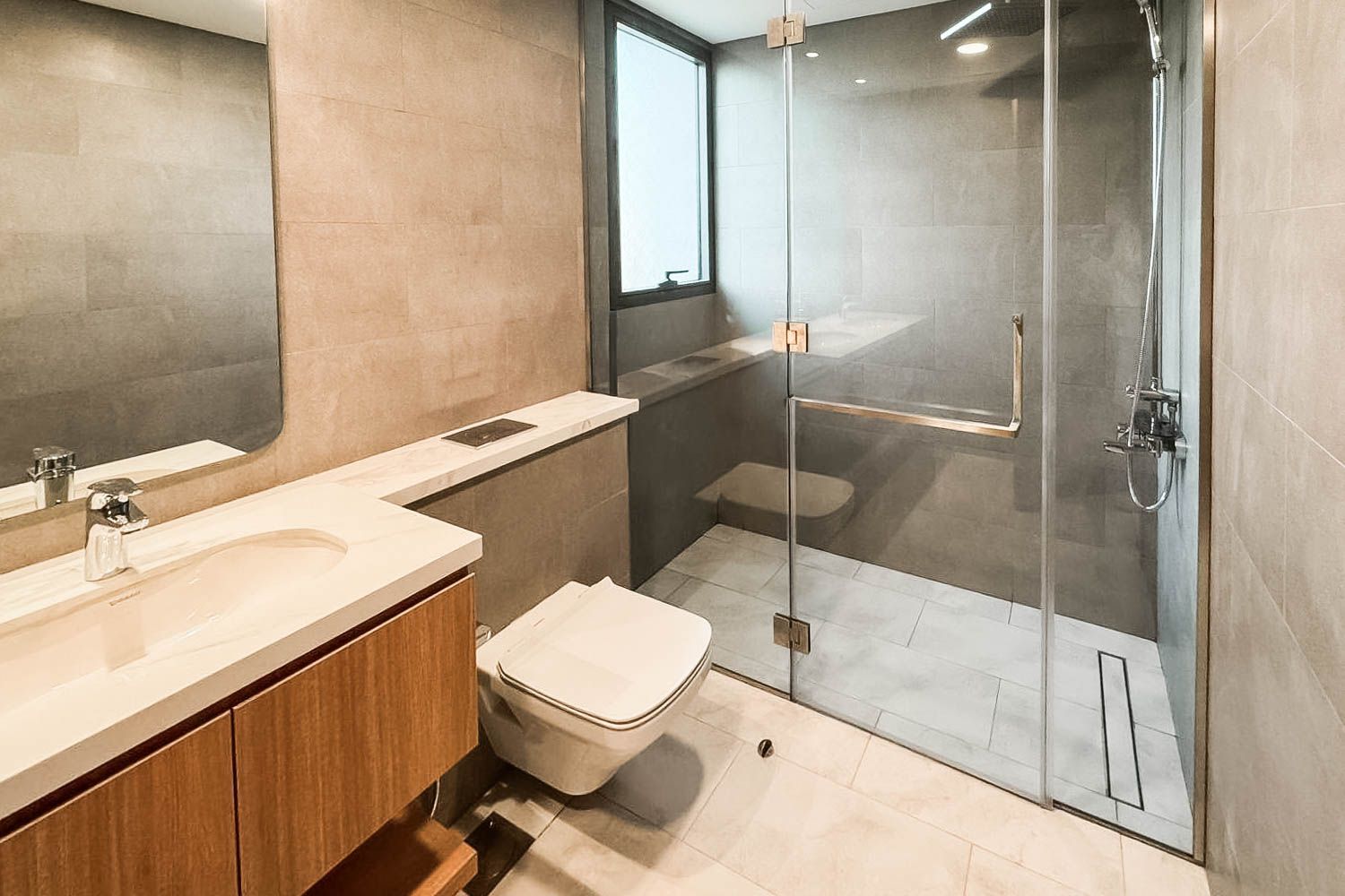 4 Bedrooms Villa in La Rosa 6