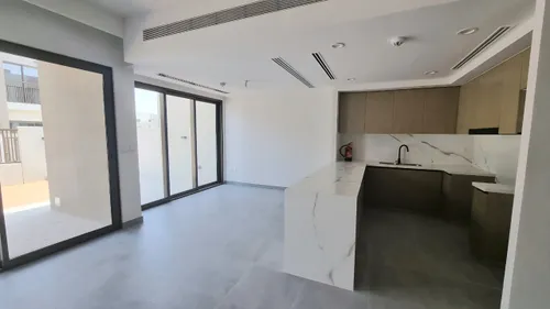 Handover Oct | Modern Design | 3BR+Maid | Must See