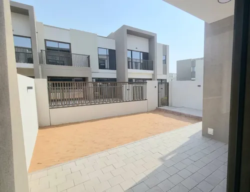 3 Bedrooms Townhouse in La Violeta 2
