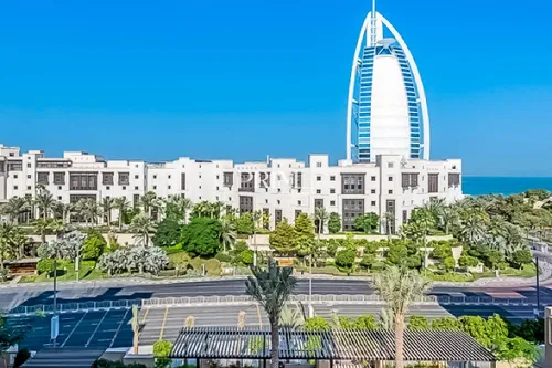 3 Bedrooms Apartment in Lamtara 1