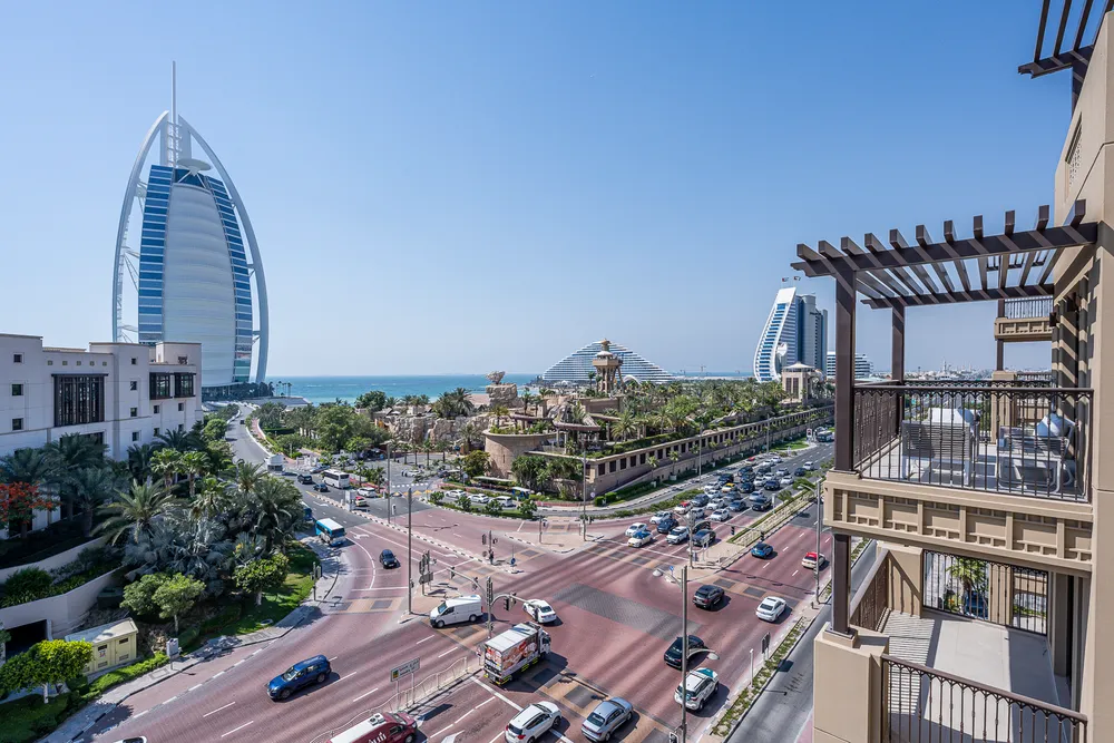 4 Bedrooms Apartment in Lamtara 1