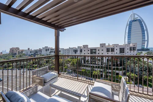 4 Bedrooms Apartment in Lamtara 1