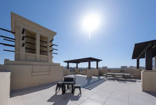 4 Bedrooms Apartment in Lamtara 1