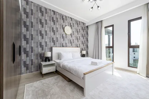 4 Bedrooms Apartment in Lamtara 1