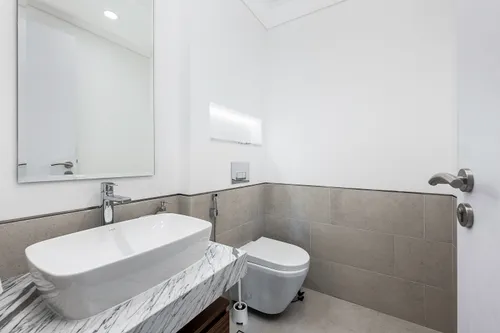 4 Bedrooms Apartment in Lamtara 1