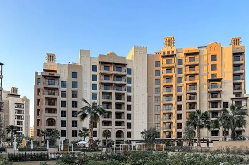 3 Bedrooms Apartment in Al Jazi