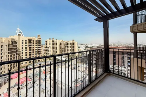 3 Bedrooms Apartment in Al Jazi
