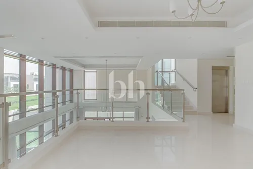 6 Bedrooms Villa in Grand Views