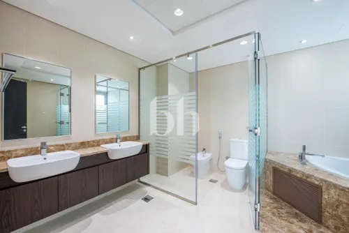 6 Bedrooms Villa in Grand Views